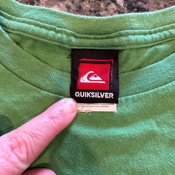 Vintage Y2K Quiksilver T-Shirt Green Size L Surf Skate Streetwear Retro Tee - Picture 4 of 5